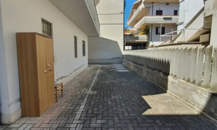 Rexer-Alba-Adriatica-Palazzina-vicino-al-mare-Esterno