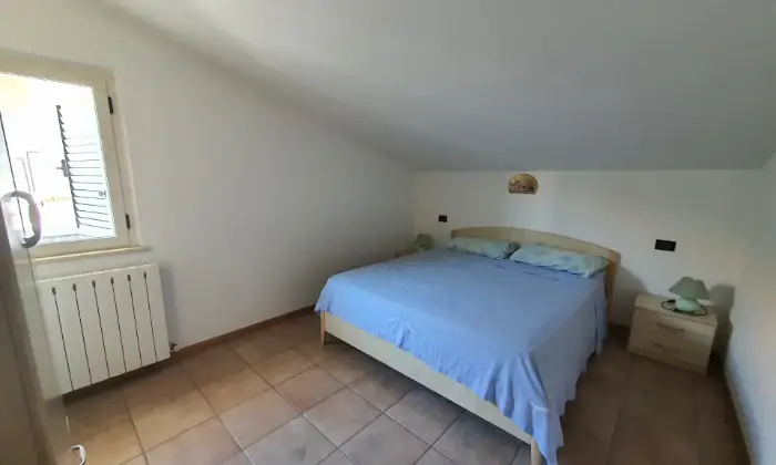 Rexer-Alba-Adriatica-Palazzina-vicino-al-mare-CAMERA-DA-LETTO