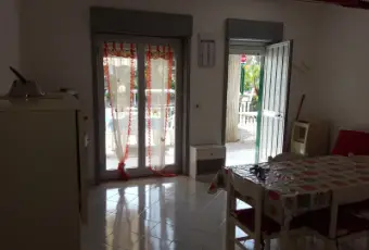 Rexer-Mascali-Appartamento-completamente-arredato-molto-elegante-immerso-nel-verde-a-pochi-km-dallaeroporto-di-Catania-e-da-taormina-SALONE