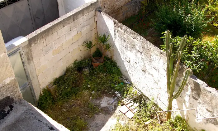 Rexer-Sava-Casa-indipendente-nel-centro-storico-GIARDINO