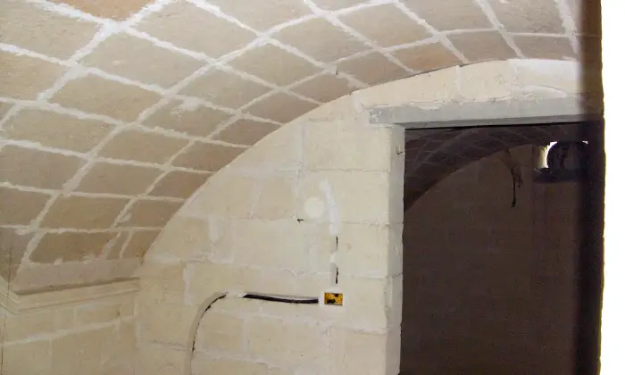 Rexer-Sava-Casa-indipendente-nel-centro-storico-CANTINA
