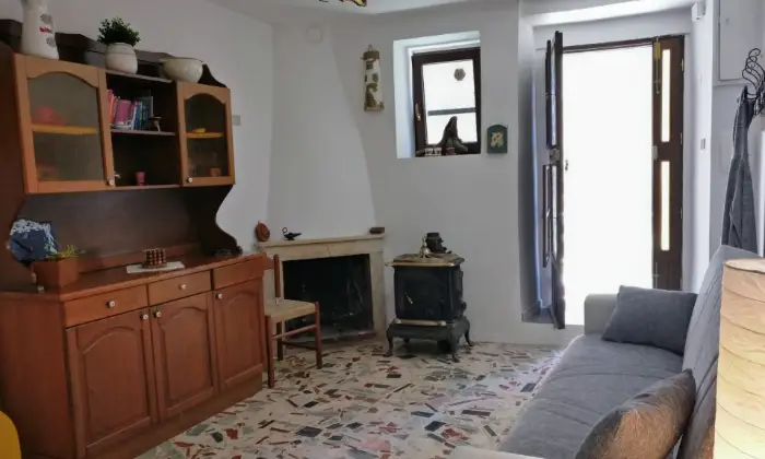 Rexer-Bojano-Casa-camere-da-letto-bagni-arredata-SALONE