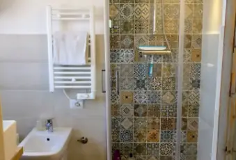 Rexer-Bojano-Casa-camere-da-letto-bagni-arredata-BAGNO