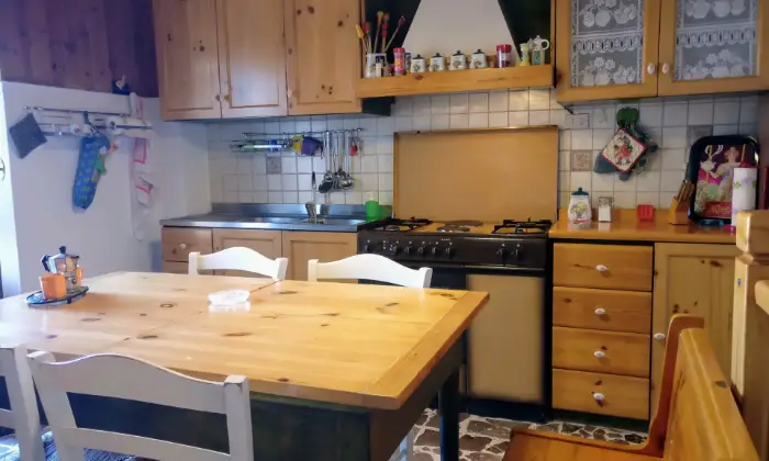 Rexer-Bojano-Casa-camere-da-letto-bagni-arredata-CUCINA