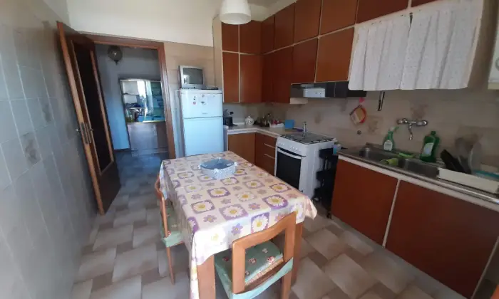 Rexer-Pescara-Stanze-Singole-via-Elettra-Pescara-CUCINA