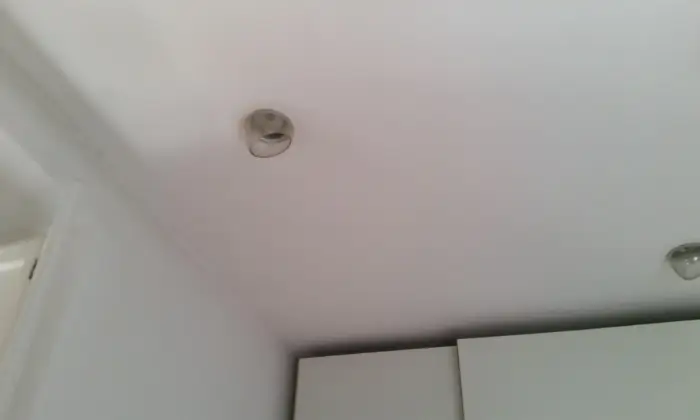 Rexer-Roma-Appartamento-in-Villino-depoca-CAMERA-DA-LETTO