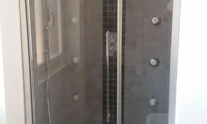 Rexer-Roma-Appartamento-in-Villino-depoca-BAGNO