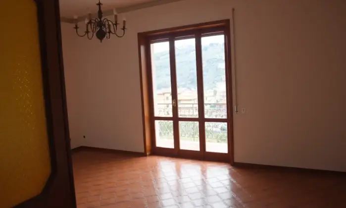 Rexer-Priverno-Priverno-appartamento-al-piano-in-bifamiliare-SALONE