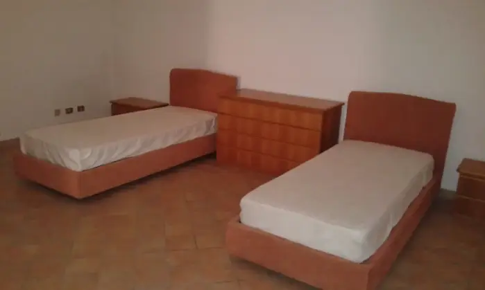 Rexer-Gela-Ampio-elegante-centralissimo-loft-CAMERA-DA-LETTO