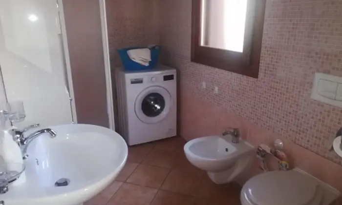 Rexer-San-Teodoro-Casa-vacanza-BAGNO