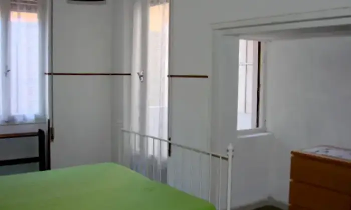 Rexer-Taggia-Locazioni-turistiche-minimo-una-settimana-CAMERA-DA-LETTO