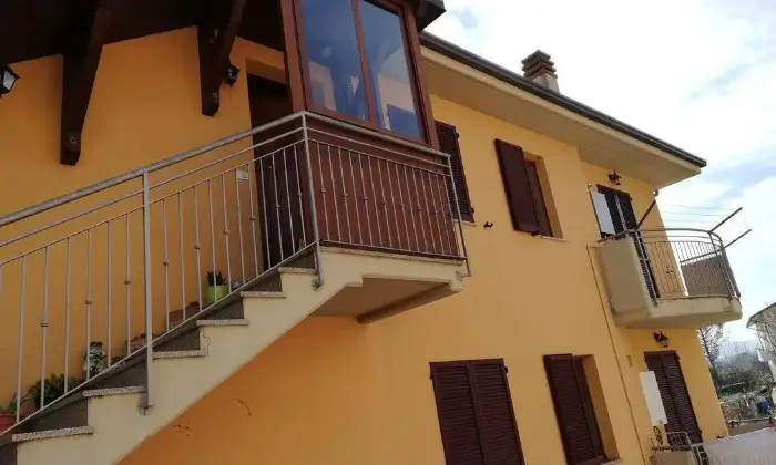 Rexer-Tavullia-Trilocale-in-Vendita-in-Strada-Casella-a-Tavullia-ALTRO