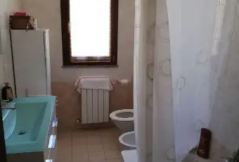 Rexer-Tavullia-Trilocale-in-Vendita-in-Strada-Casella-a-Tavullia-BAGNO