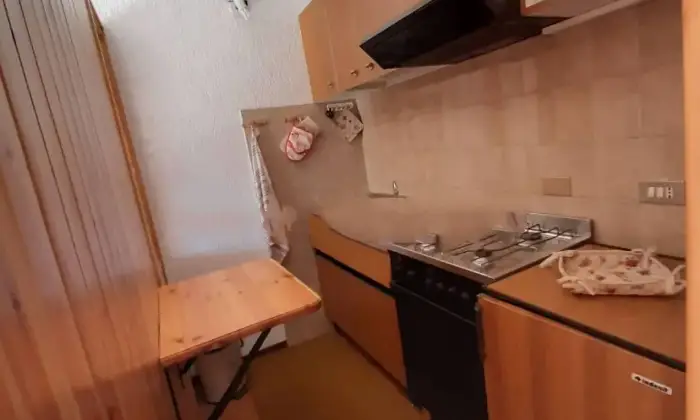 Rexer-Castione-della-Presolana-Bilocale-in-vendita-CUCINA