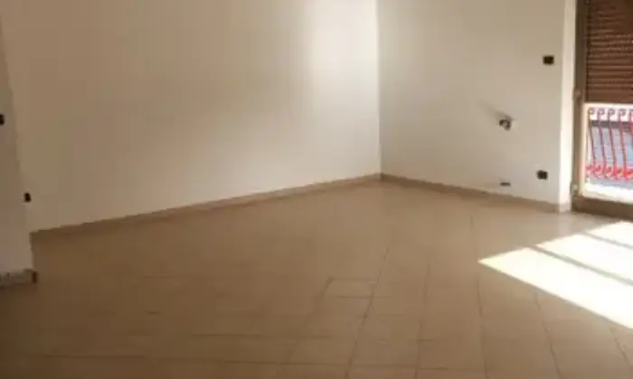 Rexer-Gioia-Tauro-Appartamento-ristrutturato-SALONE