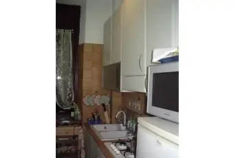 Rexer-Milano-Bilocale-arredato-Viale-Corsica-CUCINA
