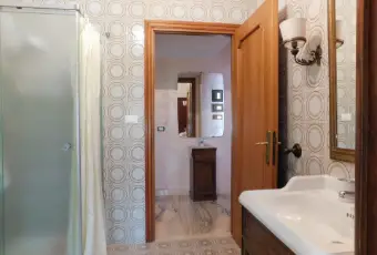 Rexer-Formia-Appartamento-con-balcone-abitabile-BAGNO