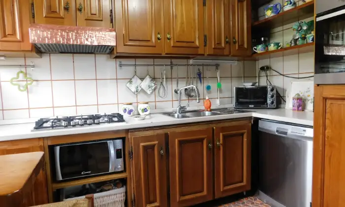 Rexer-Formia-Appartamento-con-balcone-abitabile-CUCINA