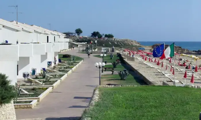 Rexer-Ragusa-Appartamento-loc-settim-villaggio-vacanze-GIARDINO