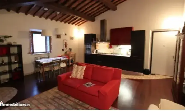 Rexer-San-Gimignano-Casa-con-giardino-SALONE