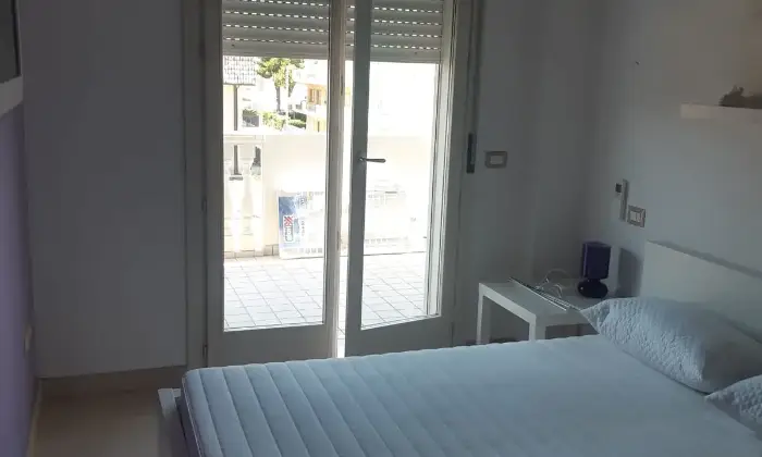 Rexer-Alba-Adriatica-ALBA-ADRIATICA-MARE-METRI-CAMERA-DA-LETTO