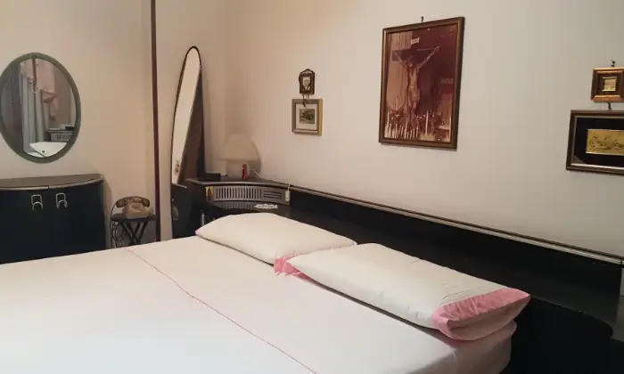 Rexer-Davoli-Appartamento-estivo-CAMERA-DA-LETTO