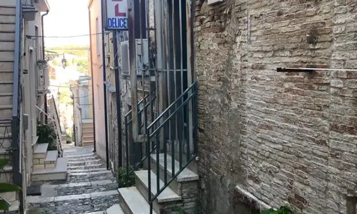 Rexer-Deliceto-LOCALE-COMMERCIALE-ESTERNO