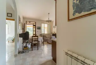 Rexer-SantAgata-di-Militello-Villetta-con-corte-esterna-e-uliveto-SALONE