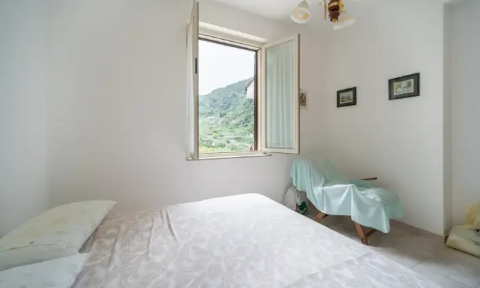 Rexer-SantAgata-di-Militello-Villetta-con-corte-esterna-e-uliveto-CAMERA-DA-LETTO
