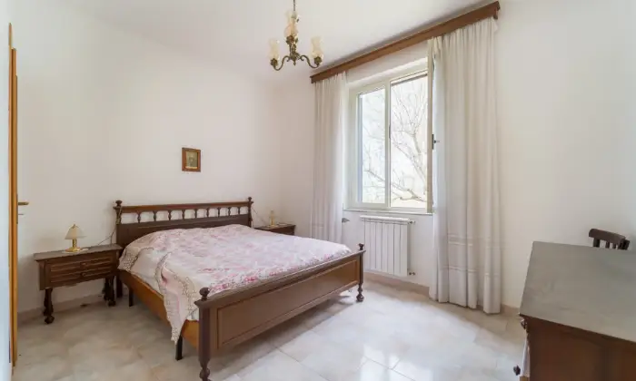 Rexer-SantAgata-di-Militello-Villetta-con-corte-esterna-e-uliveto-CAMERA-DA-LETTO