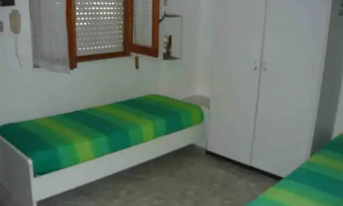 Rexer-Ginosa-Appartamento-in-Via-Mare-Adriatico-Ginosa-CAMERA-DA-LETTO