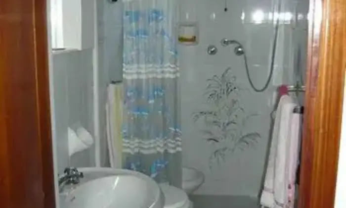 Rexer-Ginosa-Appartamento-in-Via-Mare-Adriatico-Ginosa-BAGNO
