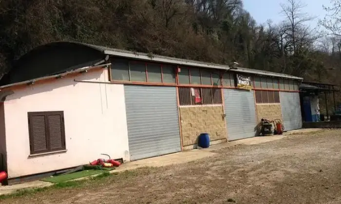 Rexer-Valmontone-Locale-commerciale-c-ALTRO