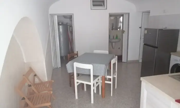 Rexer-Martina-Franca-Fitto-casa-vacanca-SALONE