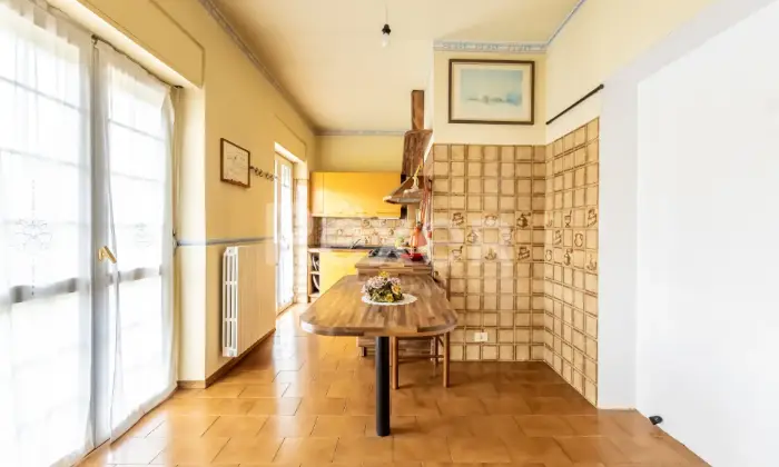 Rexer-Ghemme-Spaziosa-casa-indipendente-a-Ghemme-CUCINA