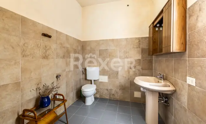 Rexer-Ghemme-Spaziosa-casa-indipendente-a-Ghemme-BAGNO
