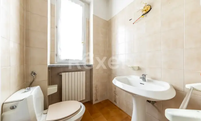 Rexer-Ghemme-Spaziosa-casa-indipendente-a-Ghemme-BAGNO