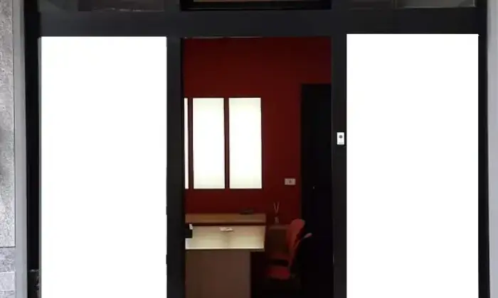 Rexer-Barletta-Locale-Multifunzioni-SALONE