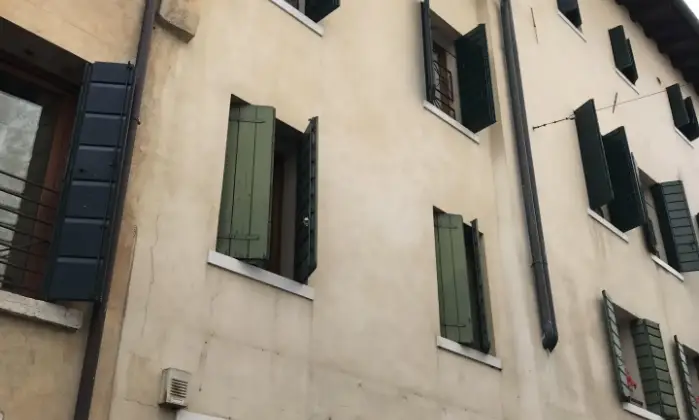 Rexer-Castelfranco-Veneto-Negozio-centro-storico-ALTRO