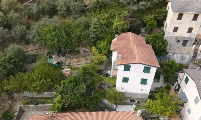Rexer-Avegno-Casa-indipendente-su-tre-piani-unifamiliare-con-vista-scorcio-mare-ALTRO