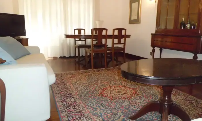 Rexer-Roma-Monteverde-vecchio-Viale-di-Villa-Pamphili-appartamento-completamente-arredato-prestigios