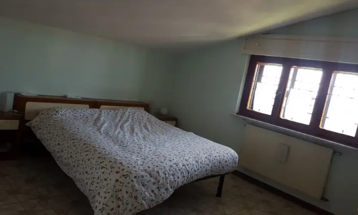 Rexer-Roma-Attico-Mansarda-CAMERA-DA-LETTO