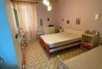 Rexer-Bivona-Vendesi-appartamento-molto-grande-in-Via-Porta-Palermo-a-Bivona-AG-CAMERA-DA-LETTO