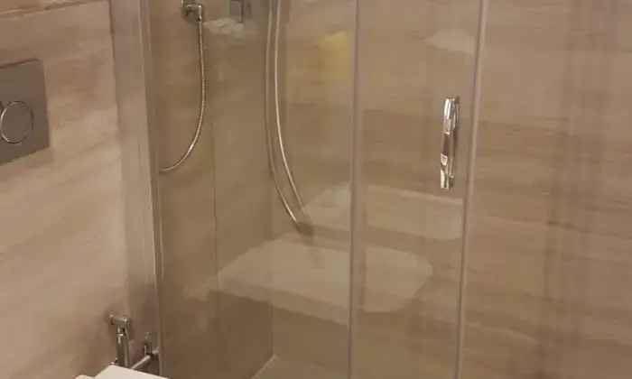 Rexer-Forte-dei-Marmi-Casa-con-giardino-indipendente-BAGNO