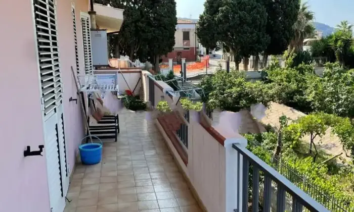 Rexer-Ricadi-Vendesi-appartamento-in-Piazza-Municipio-a-Ricadi-VV-ALTRO