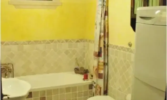 Rexer-Poggibonsi-Appartamento-in-villa-storica-CAMERA-DA-LETTO
