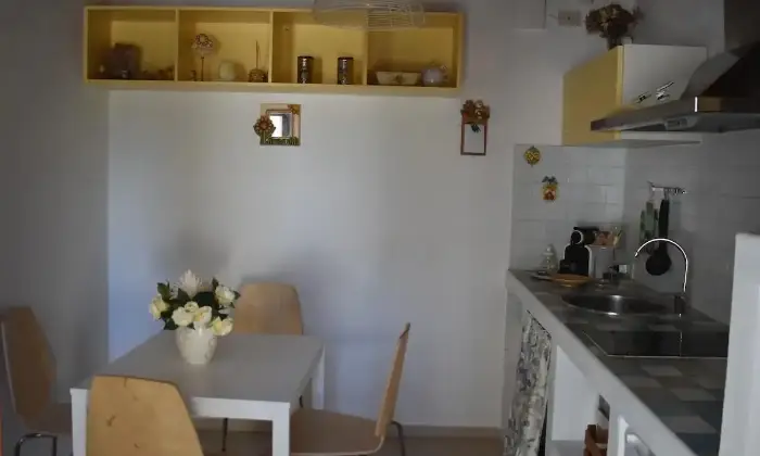 Rexer-Camaiore-Depandance-indipendente-mq-GIARDINO