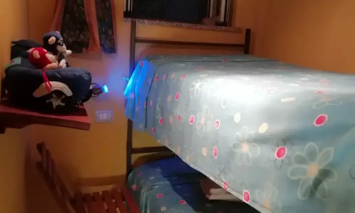 Rexer-Bosa-Villetta-i-Ciliegi-immersa-nei-vigneti-di-Bosa-CAMERA-DA-LETTO