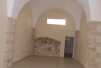 Rexer-Brindisi-BELLISSIMO-LOCALE-AFFITTO-IN-BRINDISI-CENTRO-SALONE