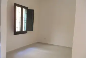 Rexer-Brindisi-BELLISSIMO-LOCALE-AFFITTO-IN-BRINDISI-CENTRO-SALONE